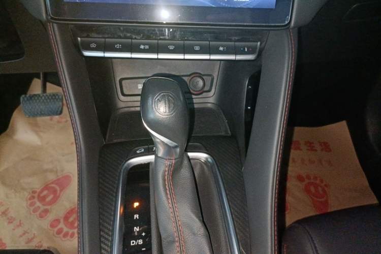 Used MG ZS 2020 180 DVVT Automatic Lite Gear Lever