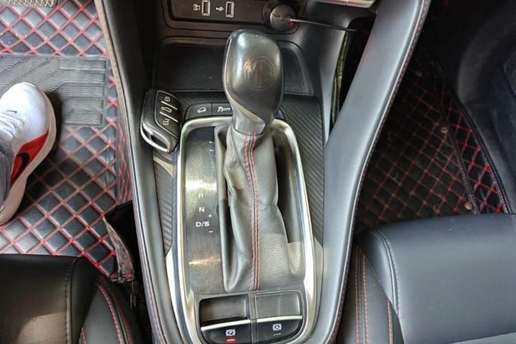 Used MG ZS 2020 180 DVVT Automatic Lite Gear Lever