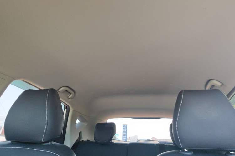 Used MG ZS 2020 Global Bestseller 1.5L Manual Comfort Edition Headliner
