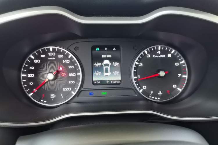 Used MG ZS 2020 180 DVVT Automatic Lite Instrument Cluster