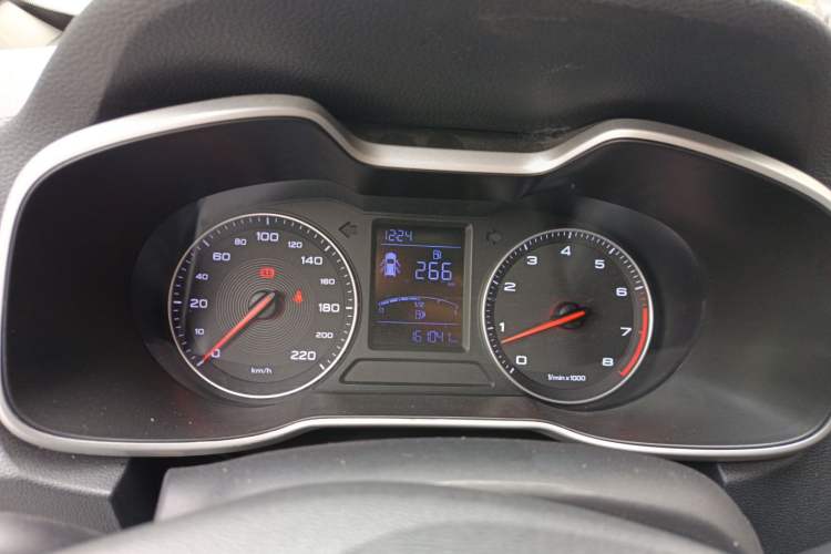 Used MG ZS 2020 Global Bestseller 1.5L Manual Comfort Edition Instrument Cluster