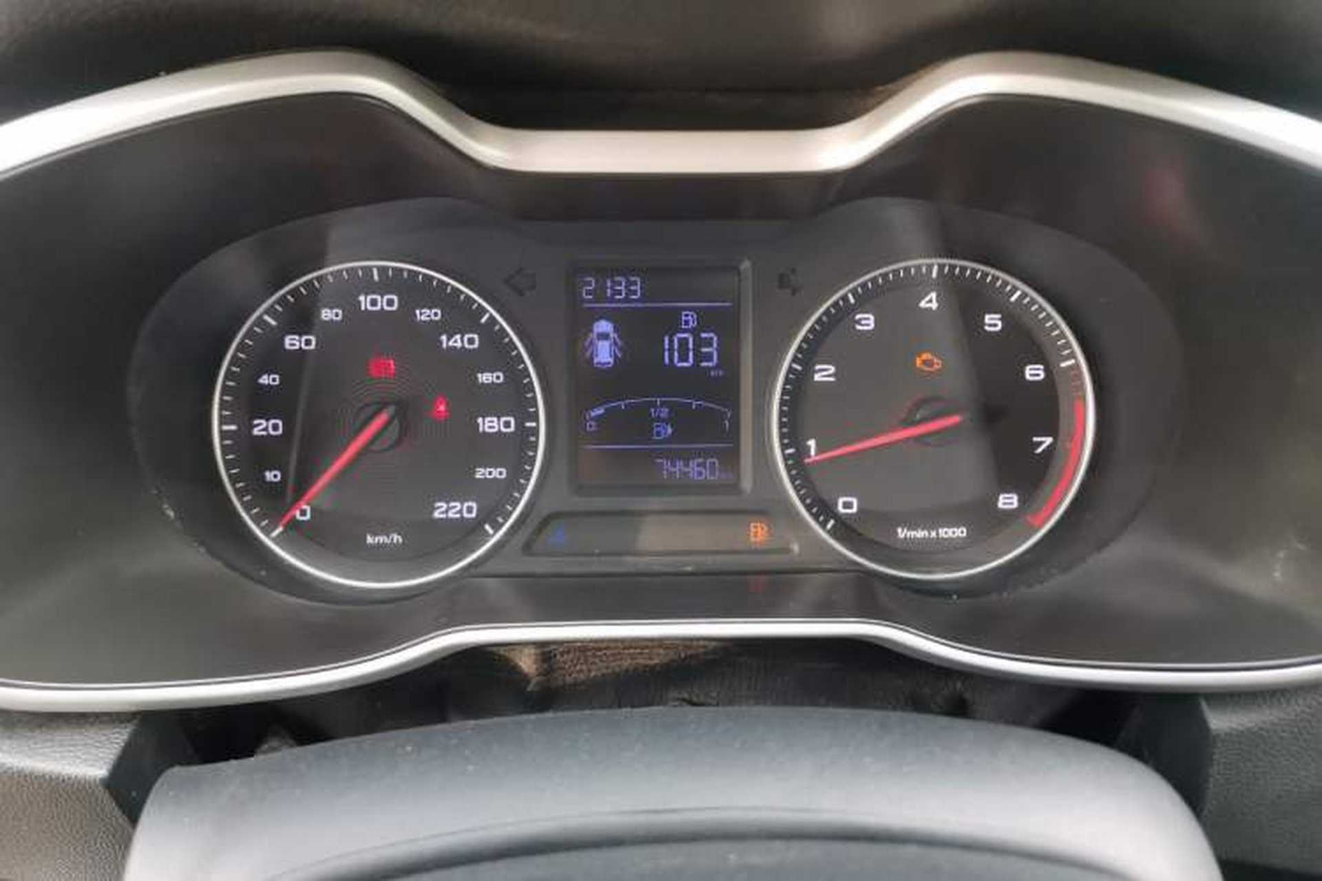 Used MG ZS 2020 Global Bestseller with 1.5L Engine Manual Transmission and a Massive 65-Inch Panoramic Sunroof Version Instrument Cluster