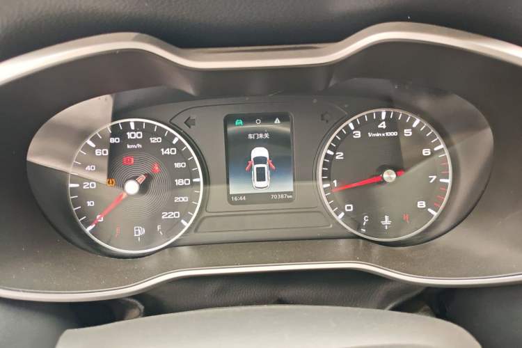 Used MG ZS 2020 180 DVVT Manual Lite Instrument Cluster