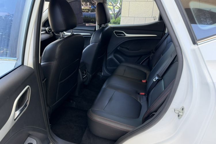 Used MG ZS 2020 180 DVVT Automatic UP Interior 1