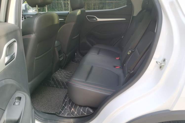 Used MG ZS 2020 180 DVVT Manual Lite Interior 1