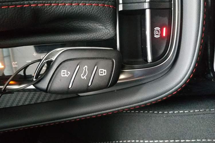 Used MG ZS 2020 180 DVVT Automatic UP Interior 1