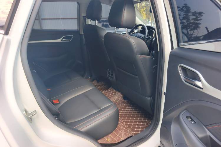 Used MG ZS 2020 180 DVVT Automatic Plus L2+ Interior 10
