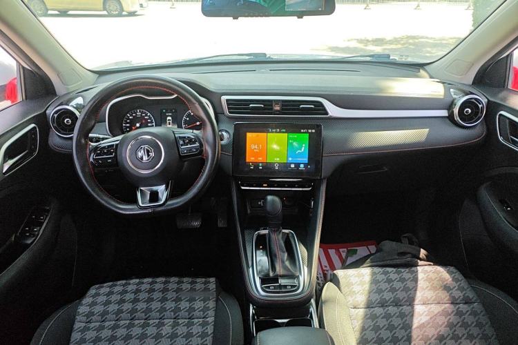 Used MG ZS 2020 180 DVVT Automatic UP Interior 2