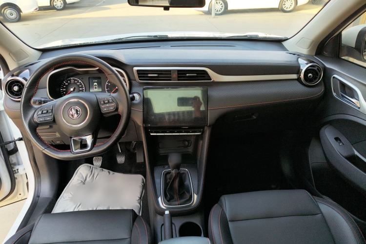 Used MG ZS 2020 180 DVVT Manual Lite Interior 2