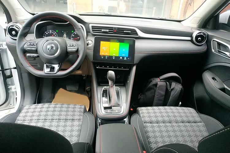 Used MG ZS 2020 180 DVVT Automatic UP Interior 2