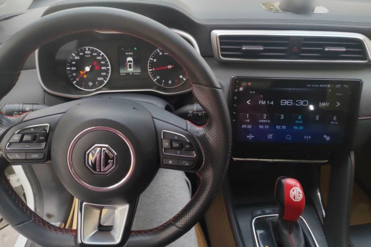 Used MG ZS 2020 180 DVVT Automatic Lite Interior 3