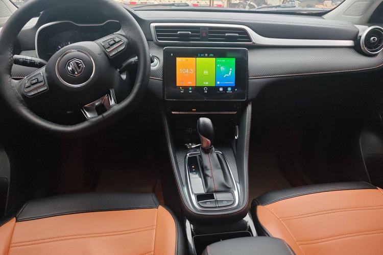 Used MG ZS 2020 180 DVVT Automatic UP Interior 3