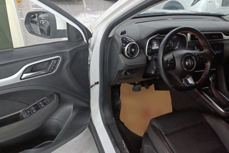 Used MG ZS 2020 180 DVVT Automatic Lite Interior 3