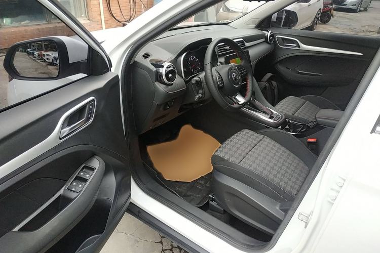 Used MG ZS 2020 180 DVVT Automatic UP Interior 3