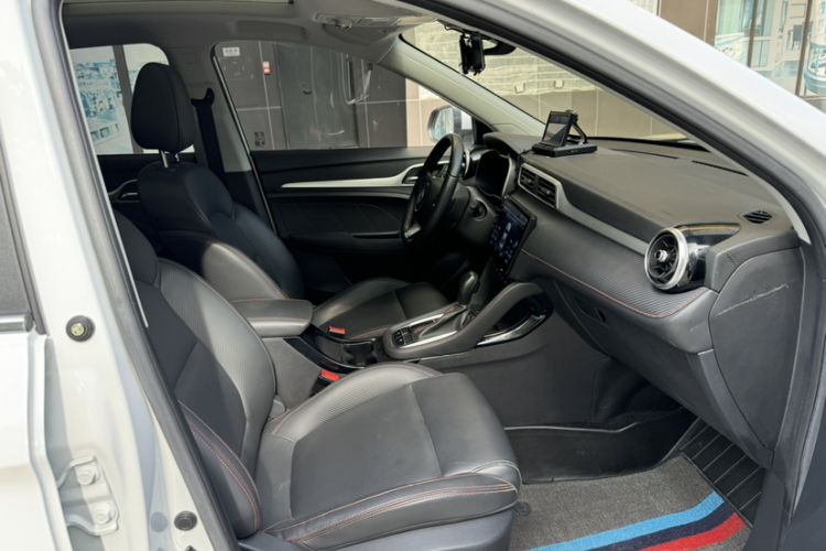 Used MG ZS 2020 180 DVVT Automatic Lite Interior 4