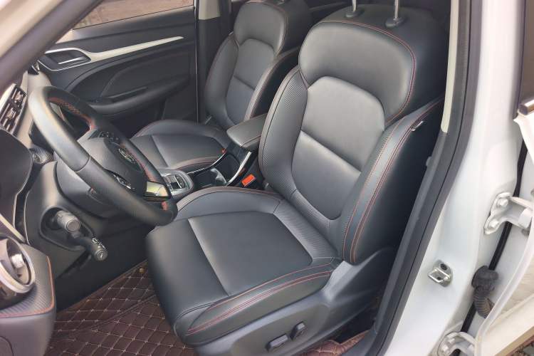 Used MG ZS 2020 180 DVVT Automatic Plus L2+ Interior 4