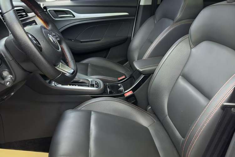 Used MG ZS 2020 180 DVVT Automatic Lite Interior 5