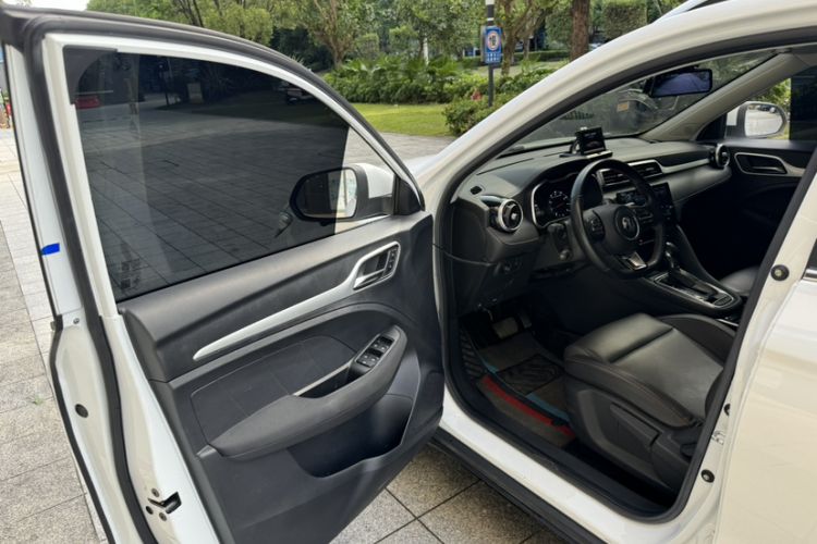 Used MG ZS 2020 180 DVVT Automatic Lite Interior 6