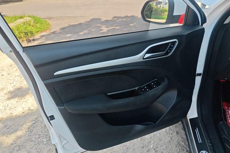 Used MG ZS 2020 180 DVVT Automatic UP Interior 7