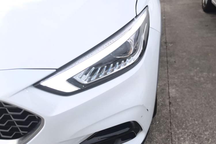 Used MG ZS 2020 180 DVVT Automatic UP Left Front Headlight