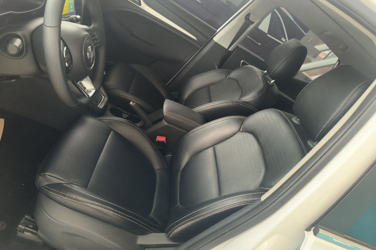Used MG ZS 2020 Global Bestseller with 1.5L Engine Manual Transmission and a Massive 65-Inch Panoramic Sunroof Version Left Front Seat