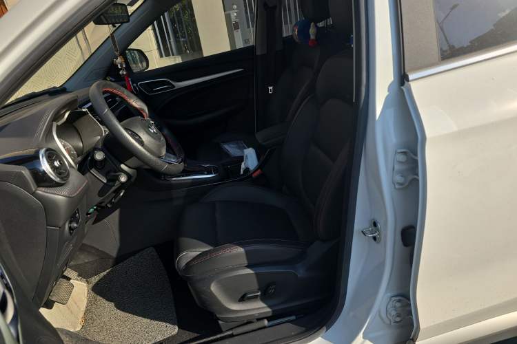 Used MG ZS 2020 180 DVVT Automatic Plus L2+ Left Front Seat