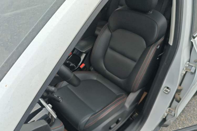 Used MG ZS 2020 180 DVVT Automatic Plus L2+ Left Front Seat