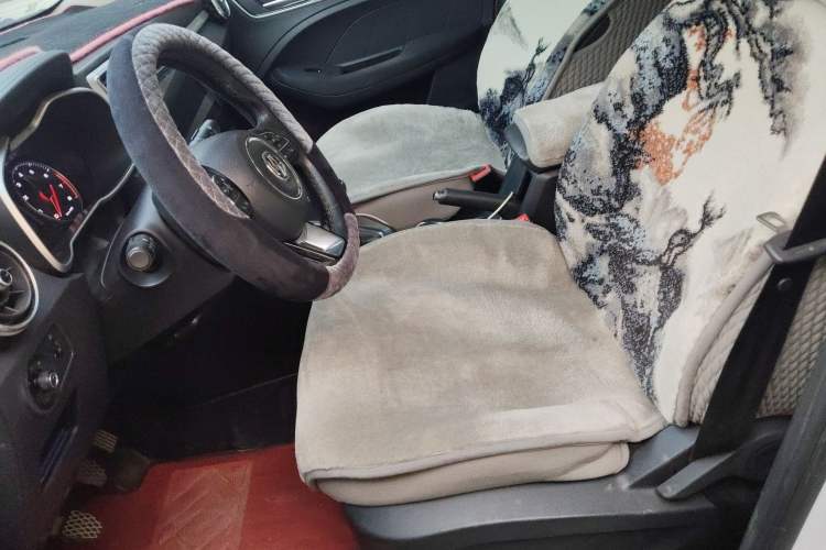 Used MG ZS 2020 Global Bestseller with 1.5L Engine Manual Transmission and a Massive 65-Inch Panoramic Sunroof Version Left Front Seat