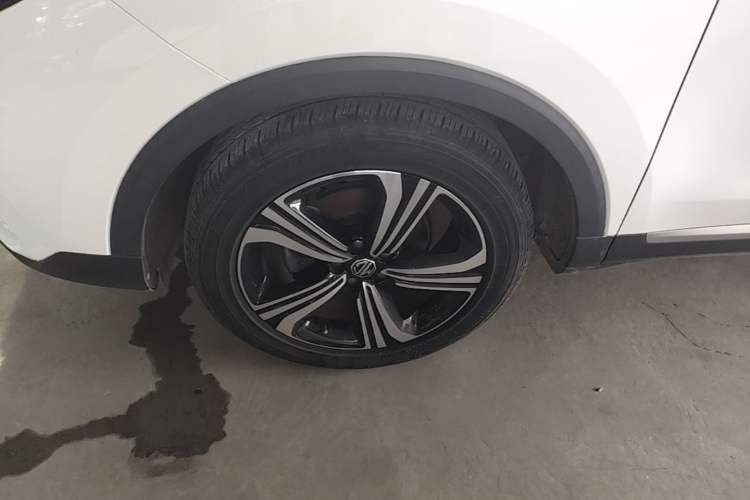 Used MG ZS 2020 180 DVVT Automatic Plus L2+ Left Front Wheel Hub
