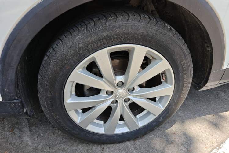 Used MG ZS 2020 180 DVVT Automatic Lite Left Front Wheel Hub