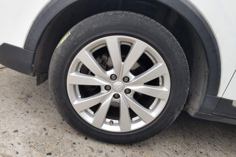 Used MG ZS 2020 180 DVVT Automatic Lite Left Front Wheel Hub