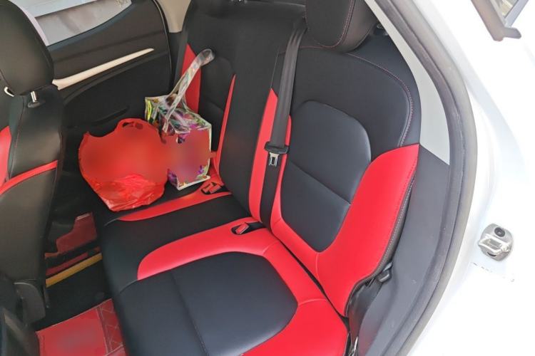 Used MG ZS 2020 Global Bestseller with 1.5L Engine Manual Transmission and a Massive 65-Inch Panoramic Sunroof Version Left Rear Seat