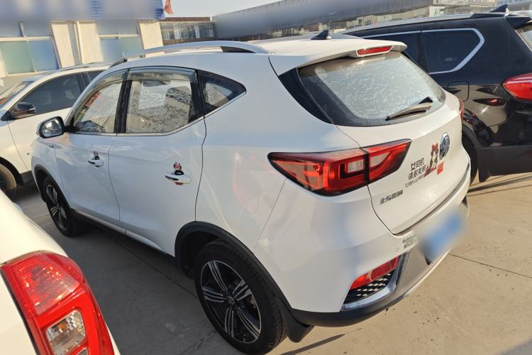Used MG ZS 2020 Global Bestseller with 1.5L Engine Manual Transmission and a Massive 65-Inch Panoramic Sunroof Version Left Side