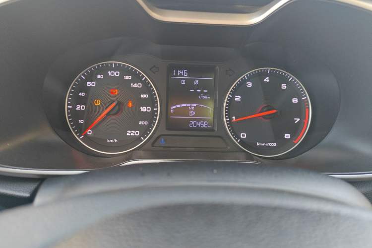 Used MG ZS 2020 Global Bestseller with 1.5L Engine Manual Transmission and a Massive 65-Inch Panoramic Sunroof Version Odometer Close Up