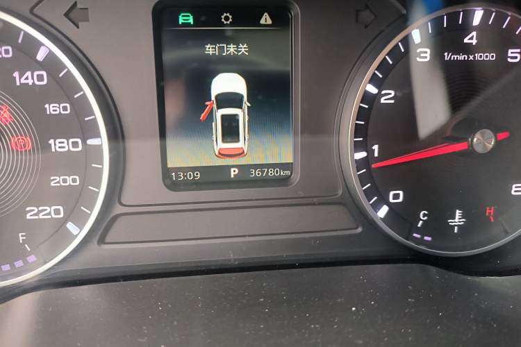 Used MG ZS 2020 180 DVVT Automatic Lite Odometer Close Up