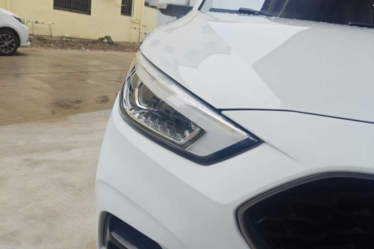 Used MG ZS 2020 180 DVVT Automatic UP Right Front Headlight