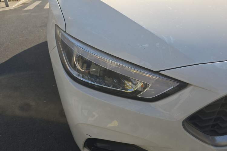 Used MG ZS 2020 180 DVVT Automatic Plus L2+ Right Front Headlight