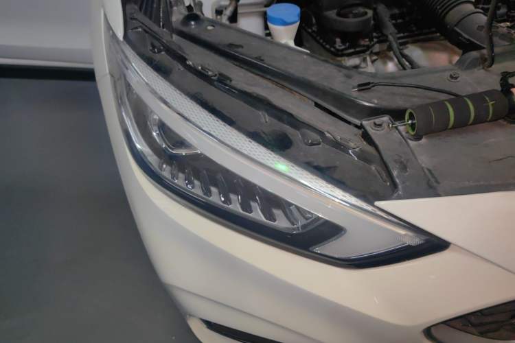 Used MG ZS 2020 180 DVVT Automatic Plus L2+ Right Front Headlight