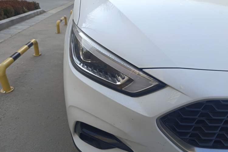 Used MG ZS 2020 180 DVVT Automatic Lite Right Front Headlight