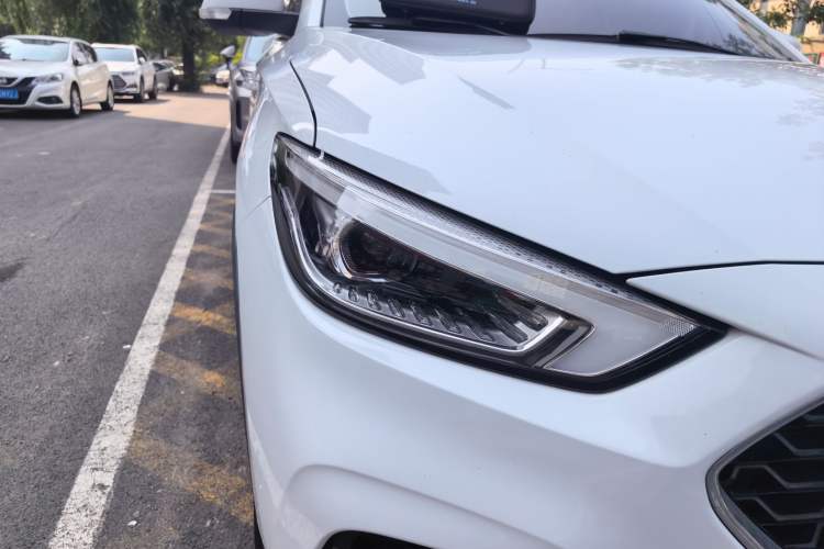 Used MG ZS 2020 180 DVVT Automatic UP Right Front Headlight
