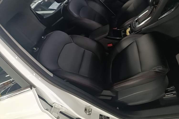 Used MG ZS 2020 180 DVVT Automatic UP Right Front Seat