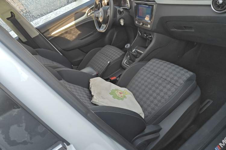 Used MG ZS 2020 Global Bestseller with 1.5L Engine Manual Transmission and a Massive 65-Inch Panoramic Sunroof Version Right Front Seat