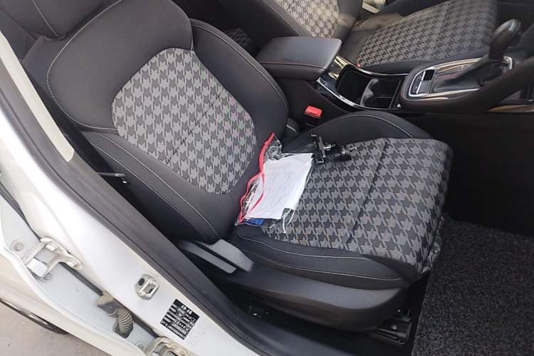 Used MG ZS 2020 180 DVVT Automatic UP Right Front Seat