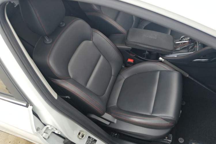 Used MG ZS 2020 180 DVVT Automatic Lite Right Front Seat