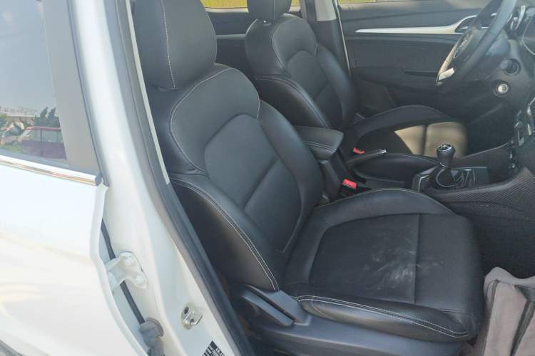 Used MG ZS 2020 Global Bestseller 1.5L Manual Comfort Edition Right Front Seat