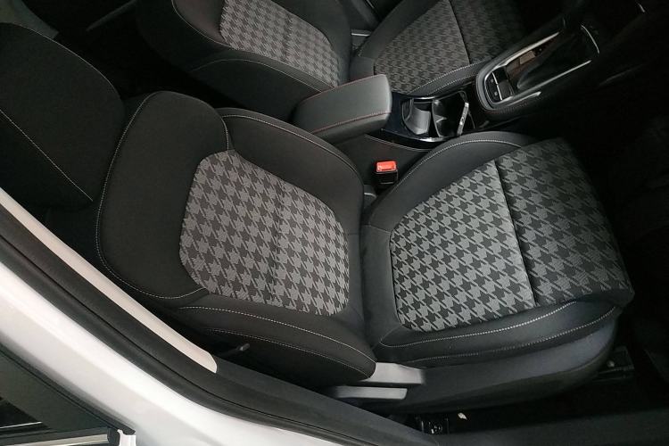 Used MG ZS 2020 180 DVVT Automatic UP Right Front Seat