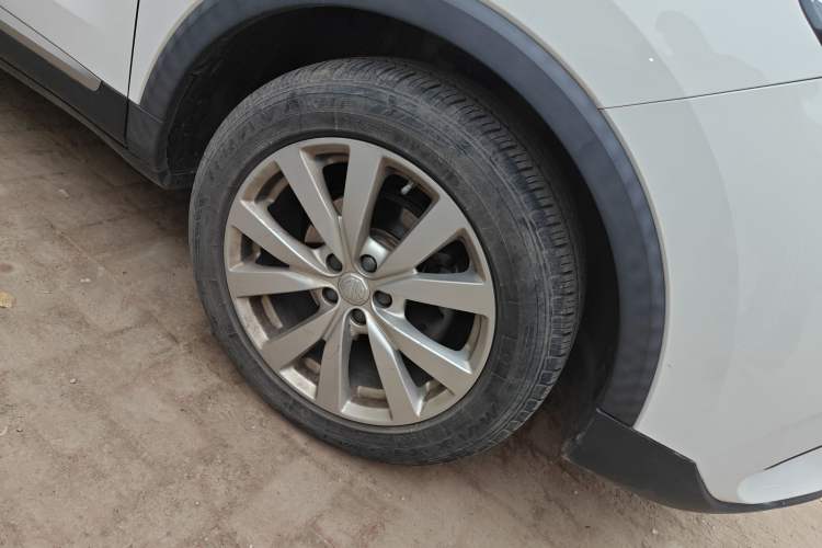 Used MG ZS 2020 180 DVVT Automatic UP Right Front Wheel Hub