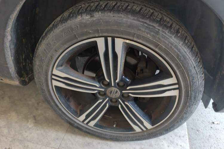 Used MG ZS 2020 Global Bestseller with 1.5L Engine Manual Transmission and a Massive 65-Inch Panoramic Sunroof Version Right Front Wheel Hub