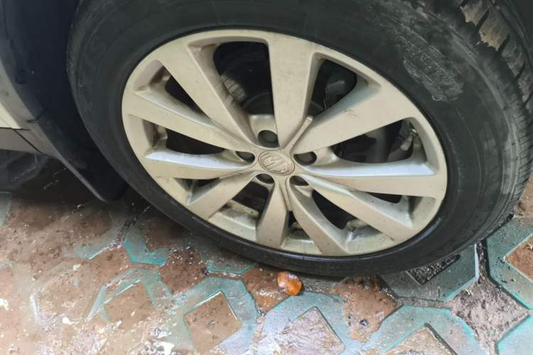 Used MG ZS 2020 180 DVVT Automatic Lite Right Front Wheel Hub
