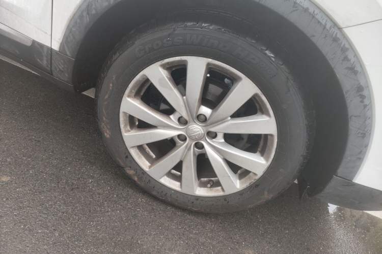 Used MG ZS 2020 180 DVVT Automatic Base Right Front Wheel Hub